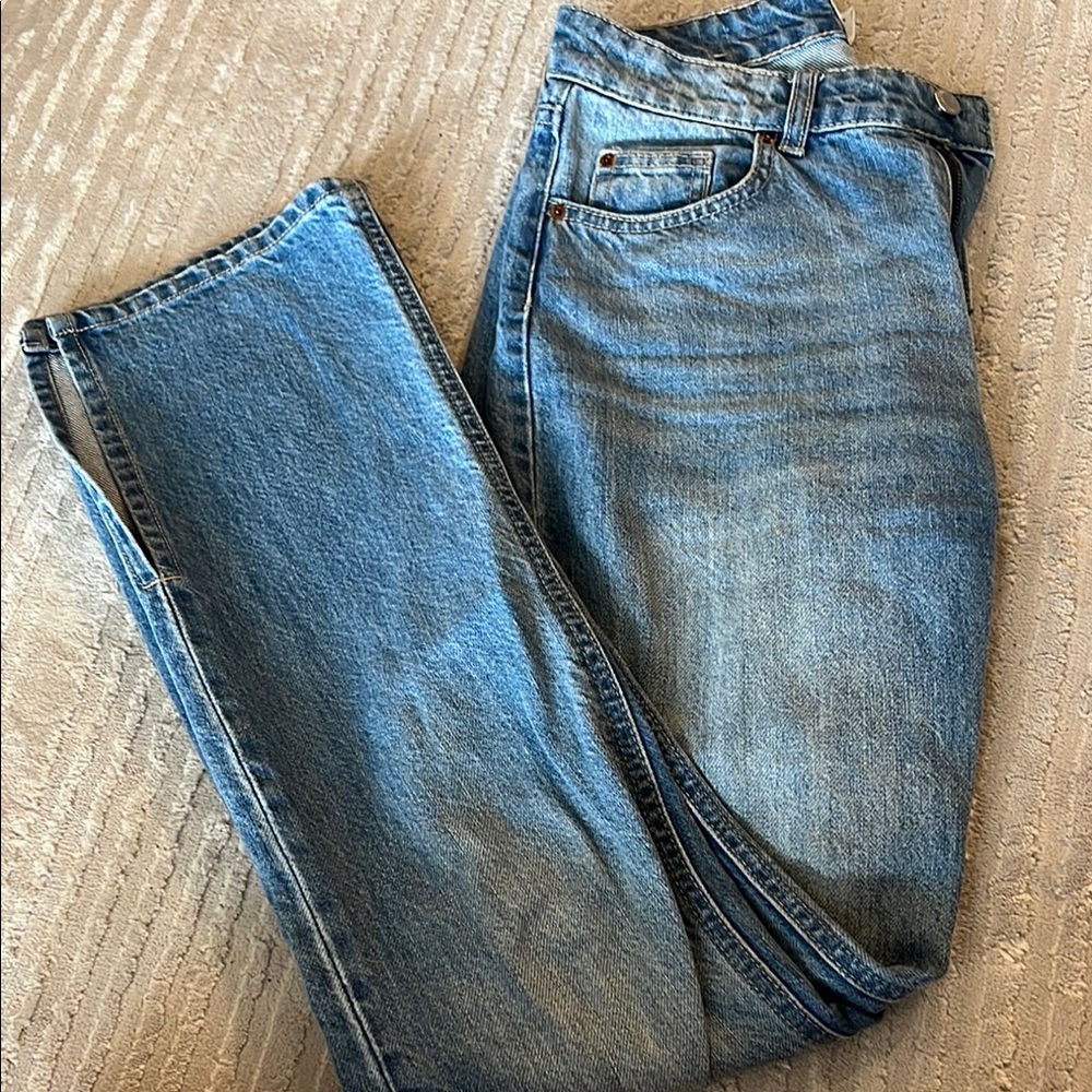 Split Ankle Hem Jeans